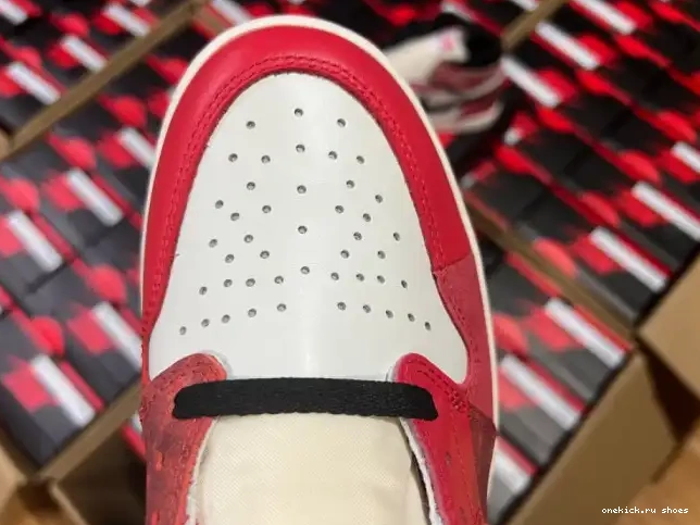 Rep DV1748-601 HIGH THE SPIDER-MAN ACROSS OG JORDAN 1 SPIDER-VERSE 0514